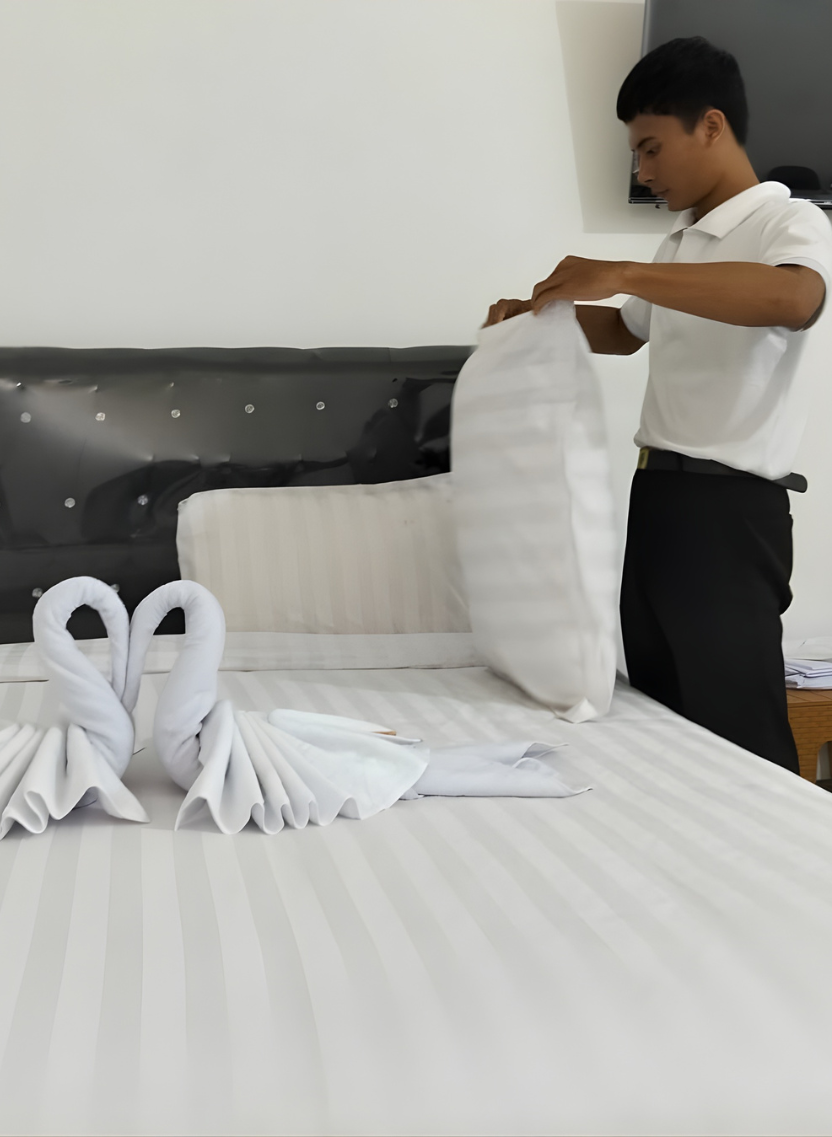 Home 6 housekeeping ghi